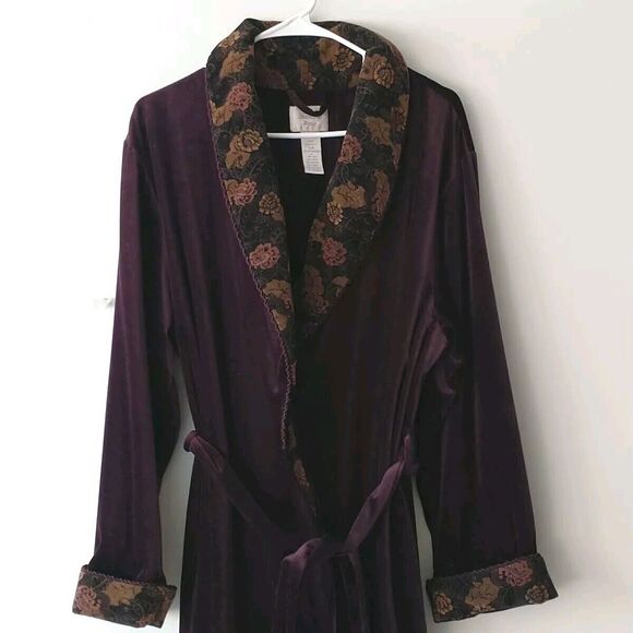 VTG Jasmine Rose Robe L Purple Flower Velour Flip Cuff Belted Whimsigoth Luxury - Picture 1 of 9